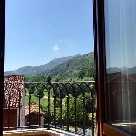 Trespalacios Hotel Panes