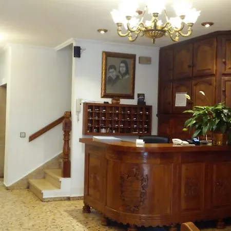 Trespalacios 2*