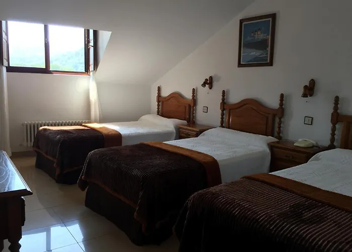 Trespalacios Hotel 2*